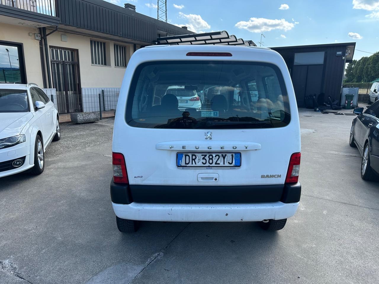 Peugeot Ranch 1.6 HDi 5p. Totem
