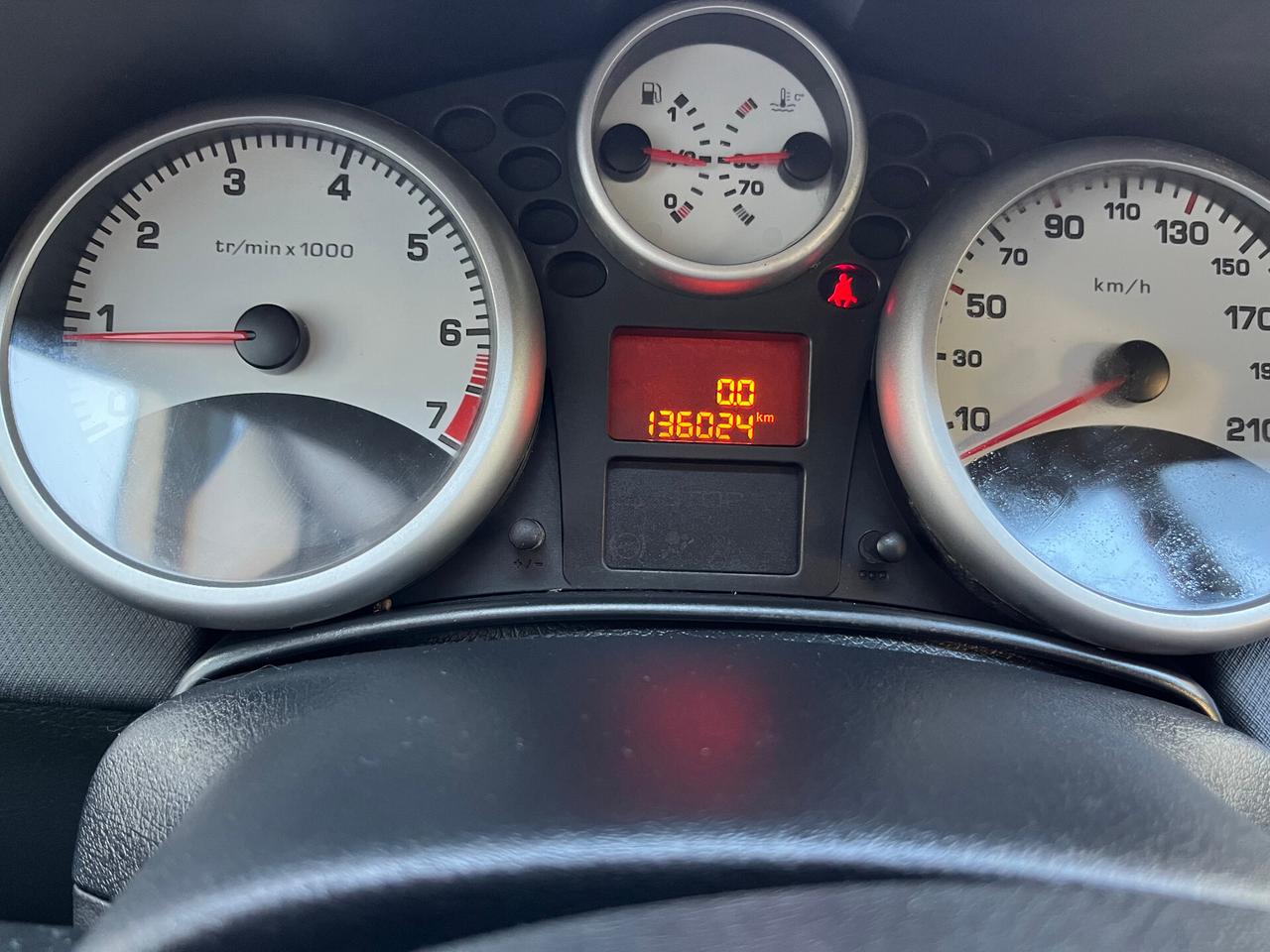 PEUGEOT 207 1.4 - BENZINA/GPL - STATION WAGON - ANCHE PER NEOPATENTATI - DISTRIBUZIONE NUOVA - BOMBOLA VALIDA FINO AL 2031