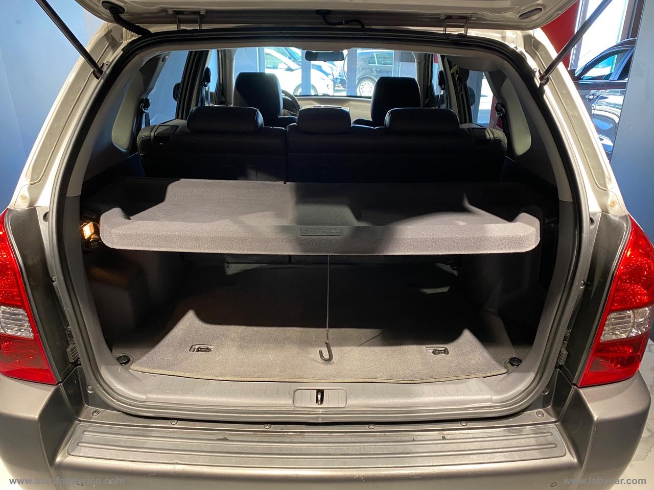 HYUNDAI Tucson 2.0 CRDi Dynamic