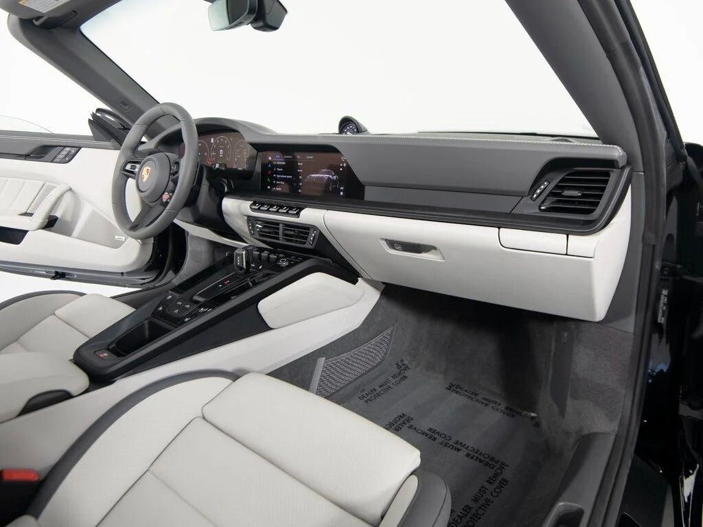 Porsche 911 Carrera Cabriolet GTS NOLEGGIO LUNGO TERMINE - LEASING FULL INCLUSIVE