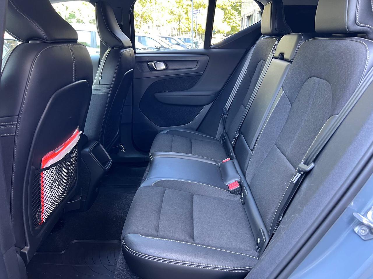 Volvo XC40 Momentum Pro D3 #6864