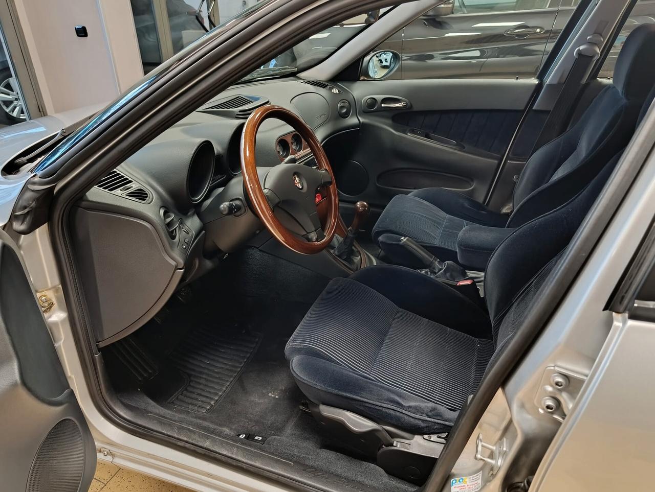 Alfa Romeo 156 2.0i 16V Twin Spark cat