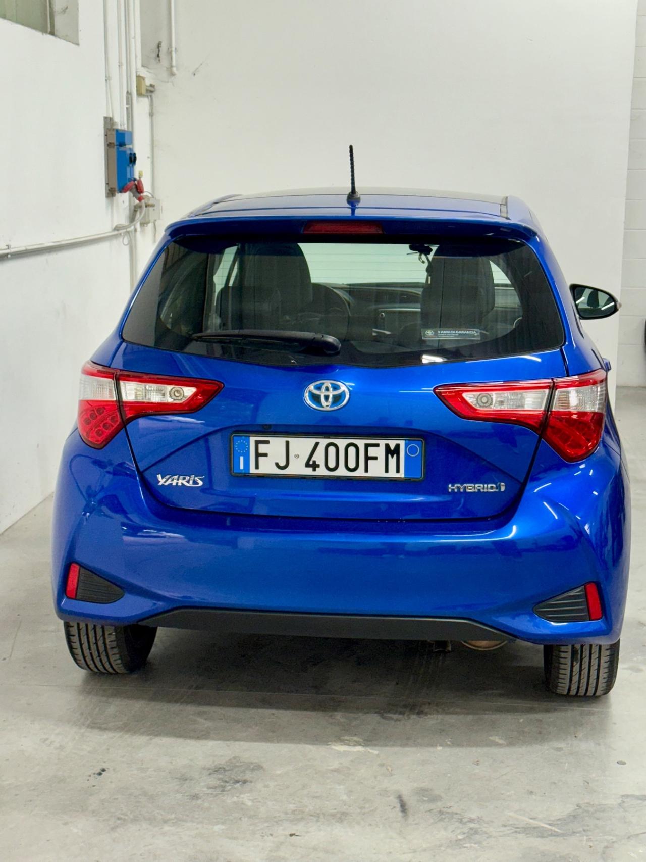 Toyota Yaris HYBRID AUTOMATICA
