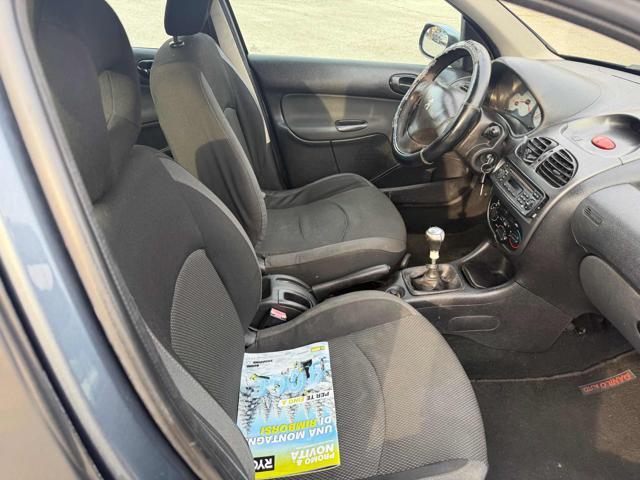 PEUGEOT 206 1.4 5p. Enfant Terrible senza lavoro da fare