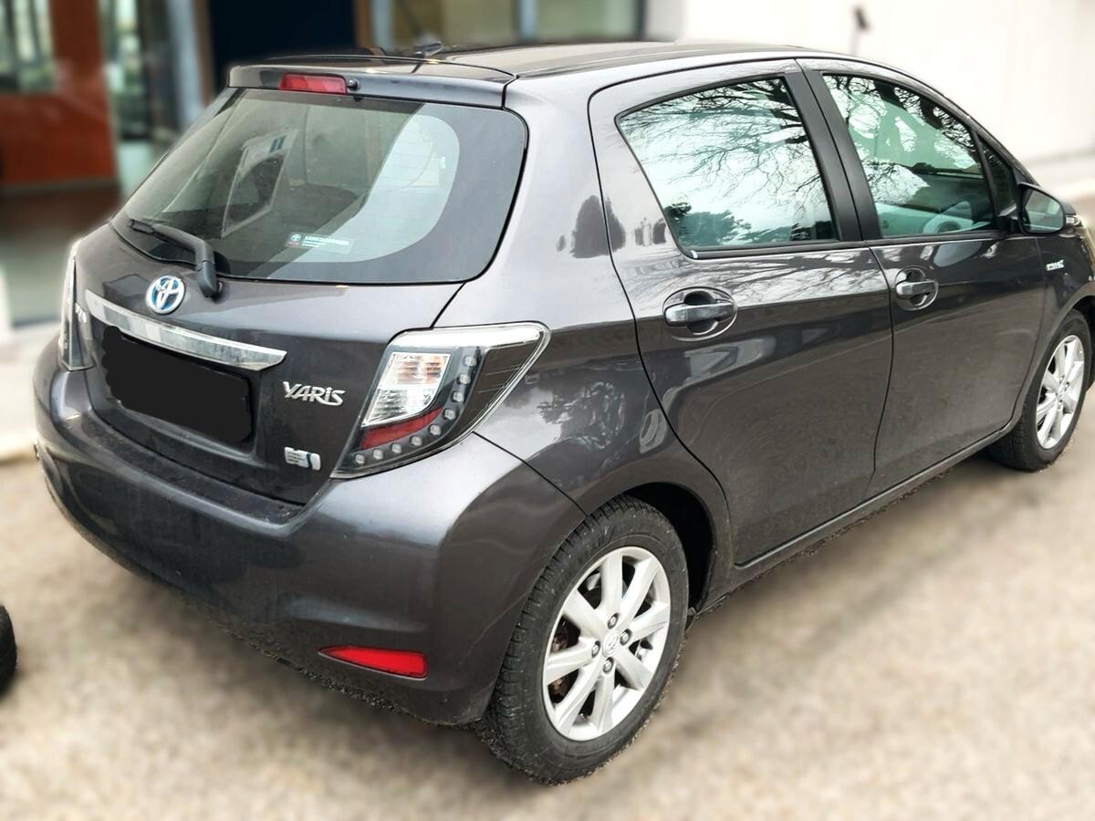 Toyota Yaris 1.5 Hybrid 5 porte Lounge