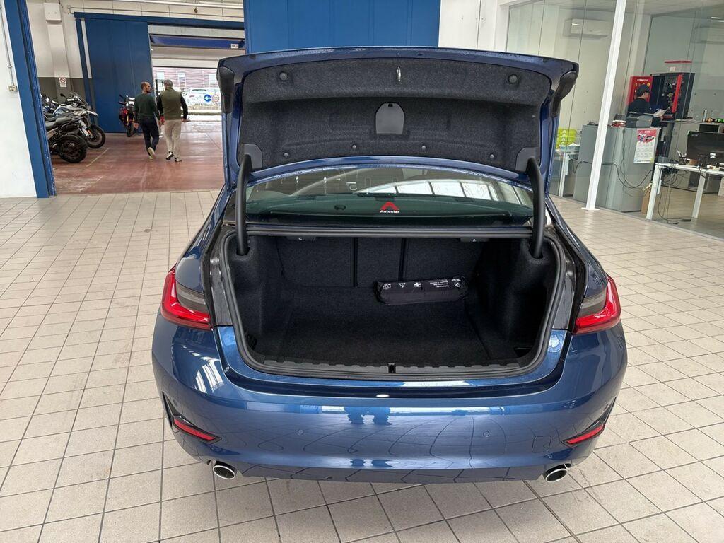 BMW Serie 3 Berlina 318 d Mild Hybrid 48V Business Advantage Steptronic