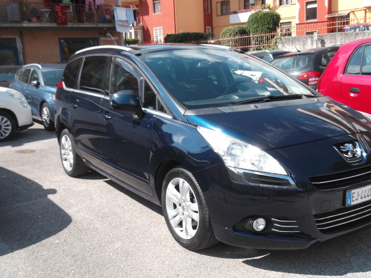 Peugeot 5008 2.0 HDi 150CV Féline - 20