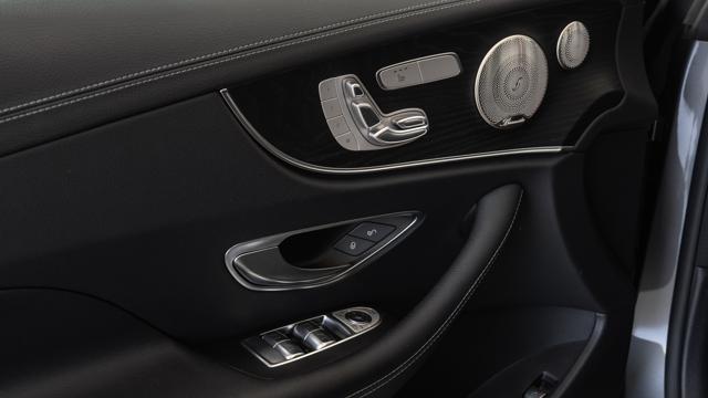 MERCEDES-BENZ E 400 d 4Matic PREMIUM PLUS UNIPRO