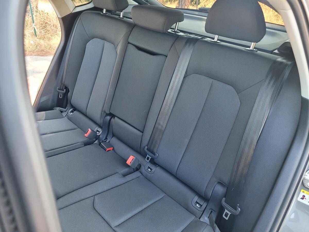 Audi Q3 SPB 35 TDI S tronic Business Plus
