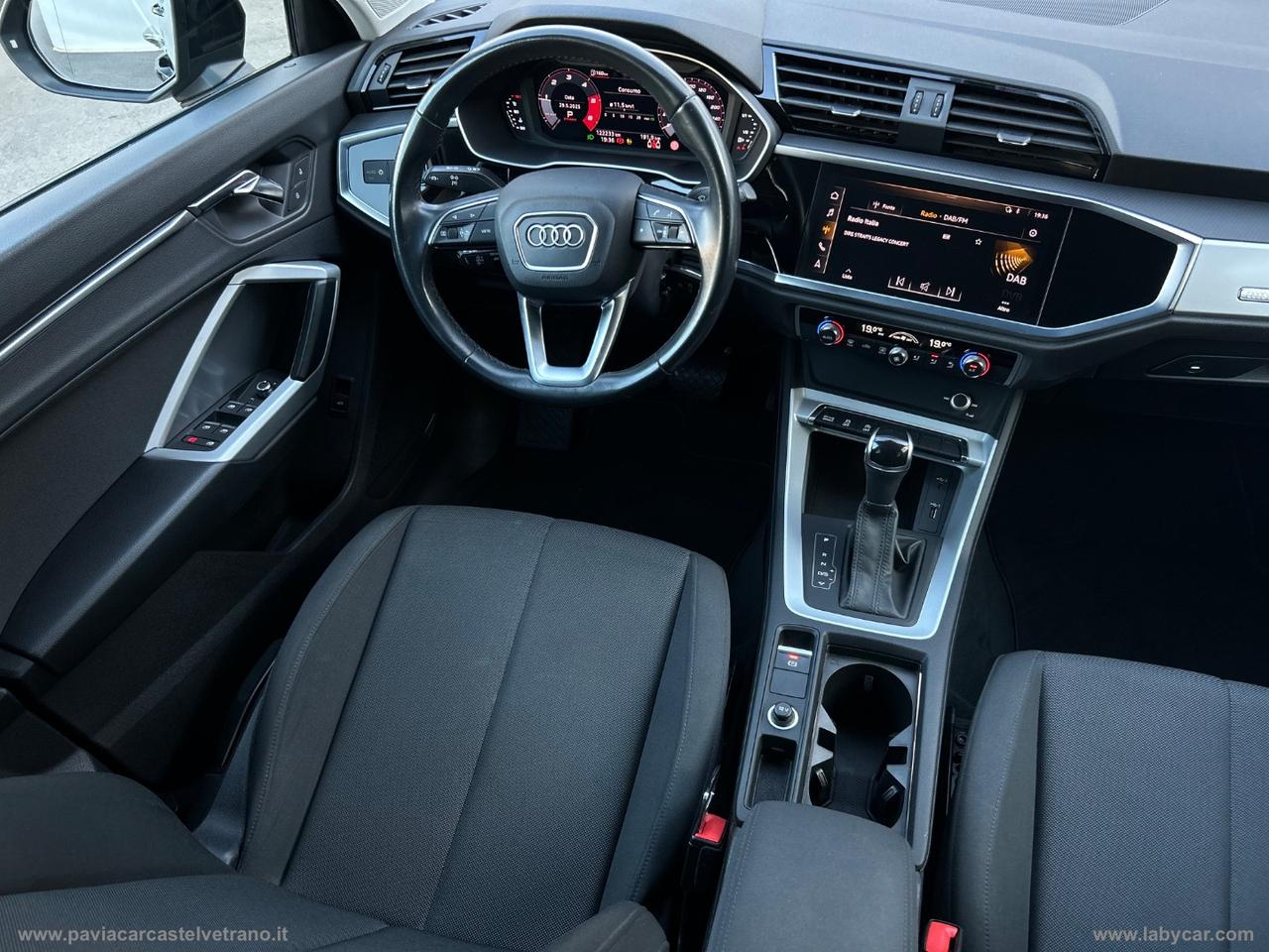 AUDI Q3 SPB 35 TDI S tronic S line edition