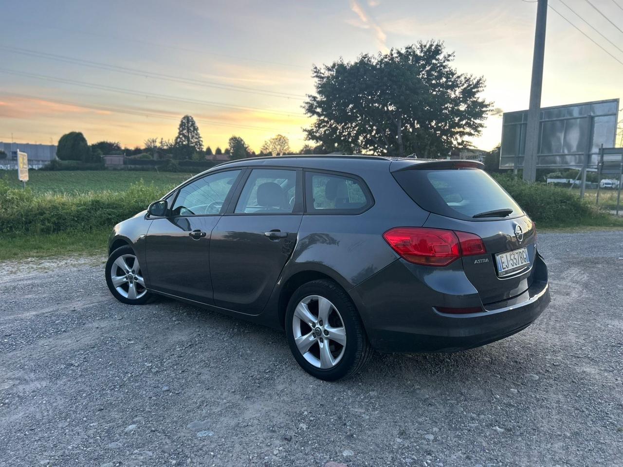 Opel Astra 1.7 CDTI 110CV Sports Tourer Elective