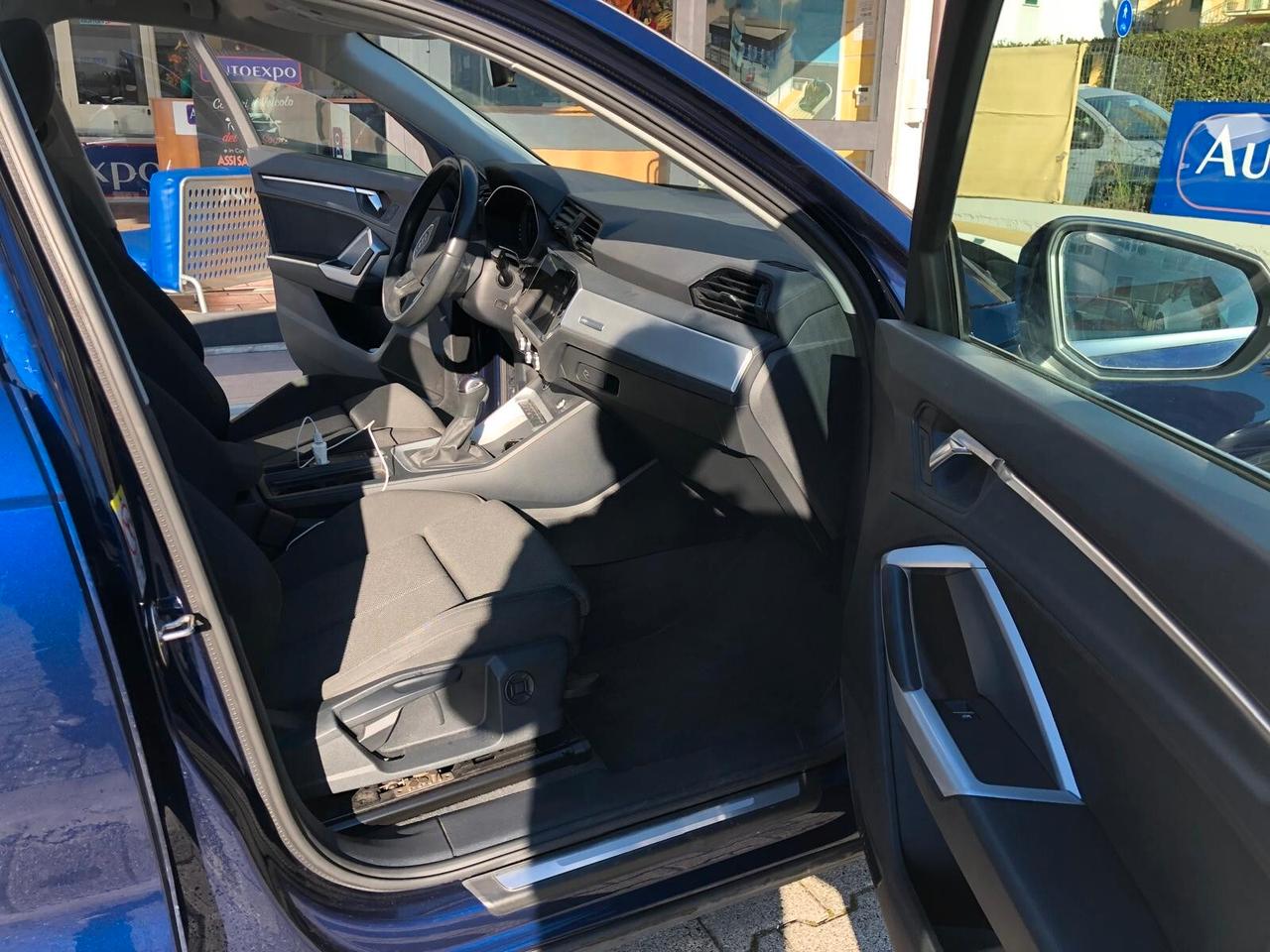 Audi Q3 35 TDI S tronic