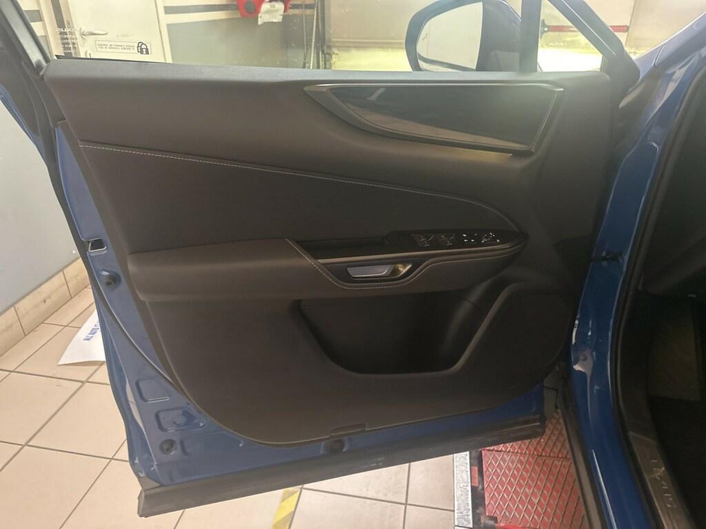 Lexus NX 2.5 Plug-in Premium 4WD e-CVT