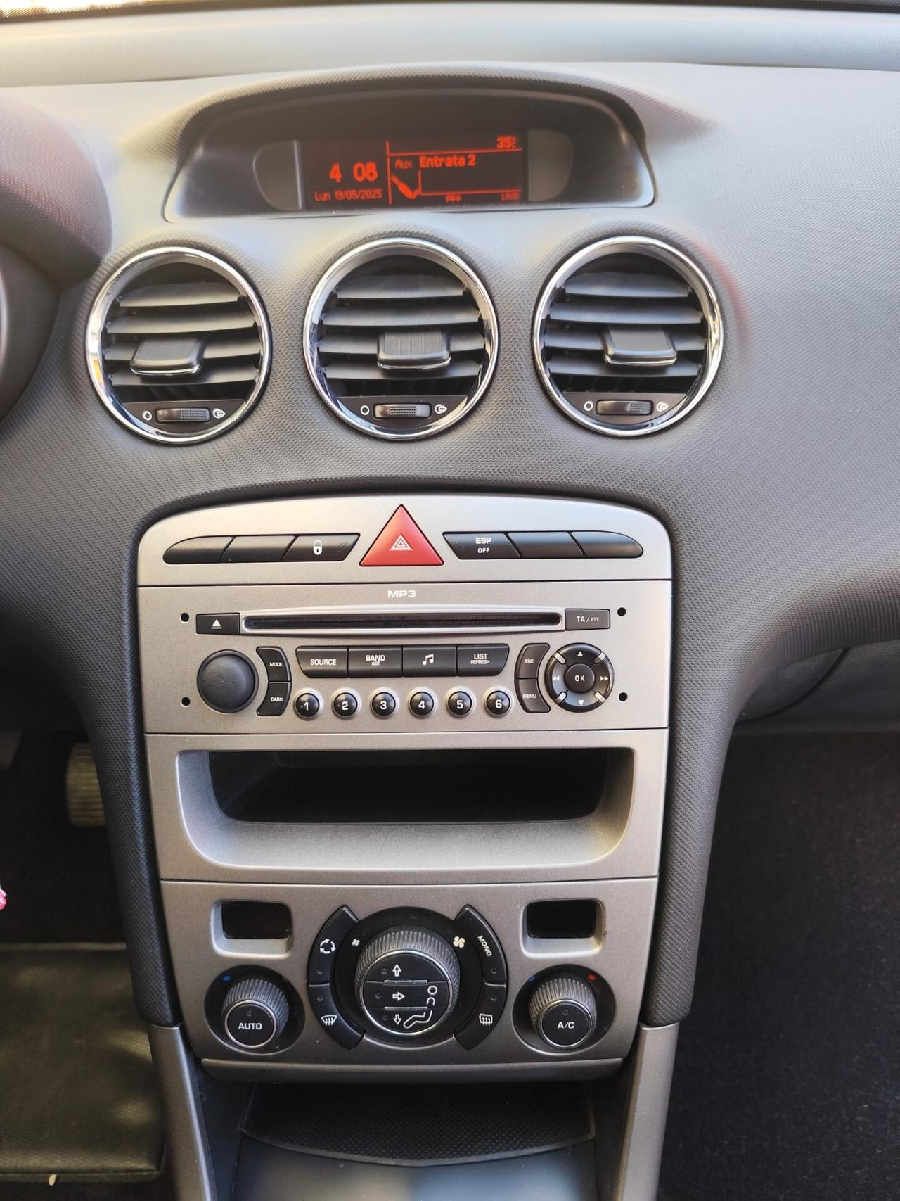 Peugeot 308 1.6 HDi 90CV 5p. Tecno