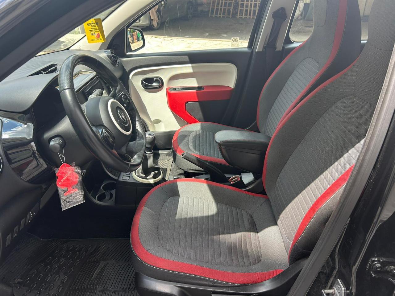 Renault Twingo SCe Live