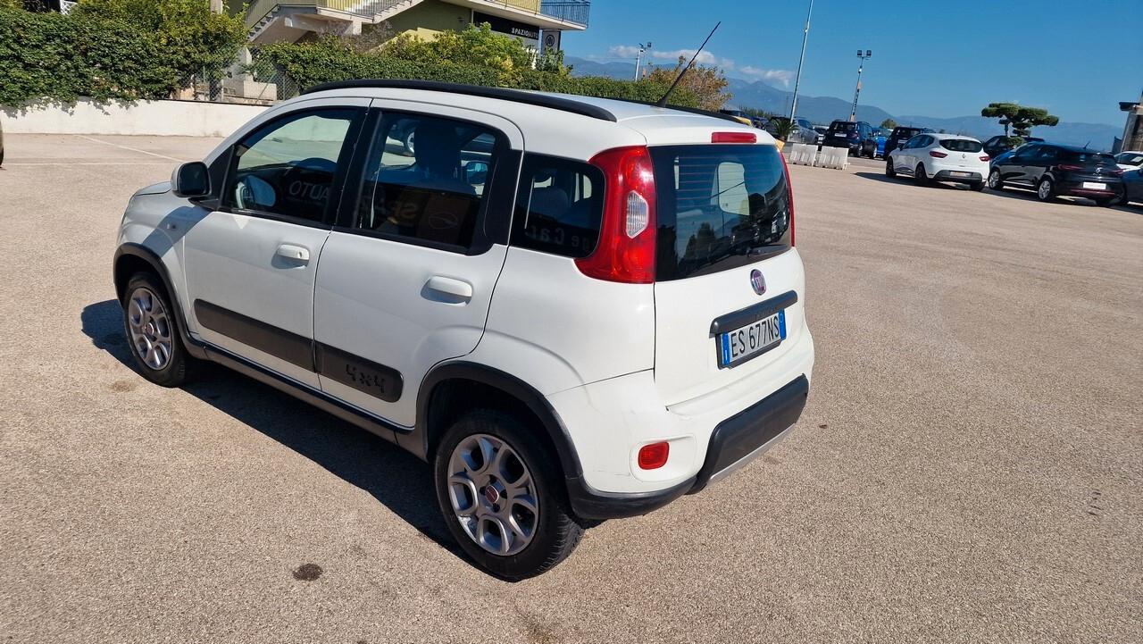 Fiat Panda 1.3 MJT 16V DPF 4x4 Climbing