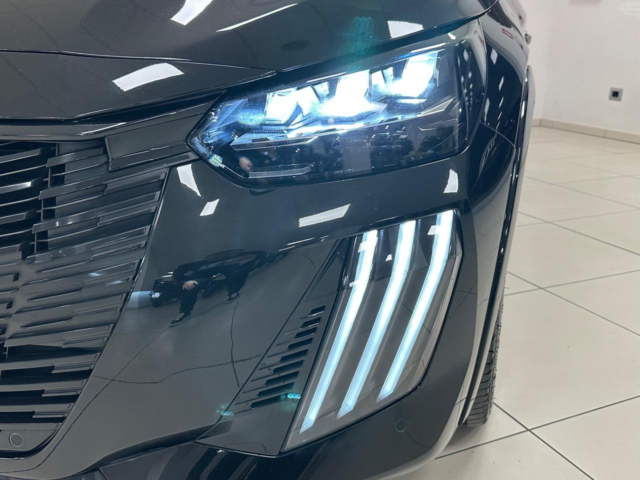 Peugeot 208 PureTech 100 Cv 5 porte GT - 2024