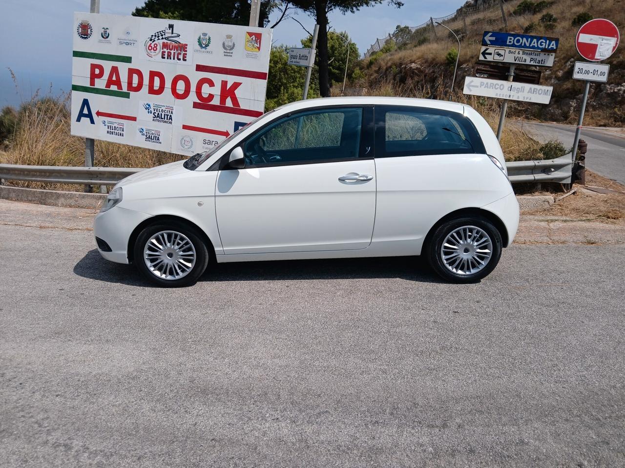 Lancia Ypsilon 1.2 Benzina