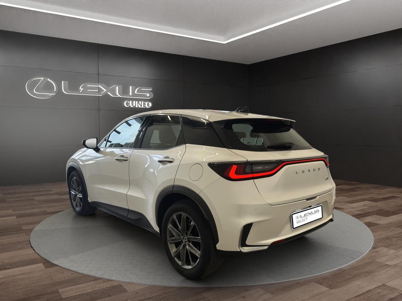 Lexus LBX 1.5 hybrid Relax 2wd