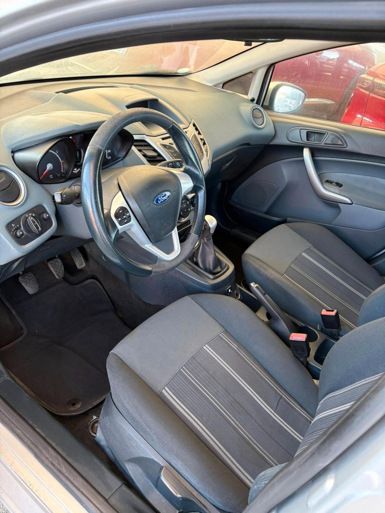 Ford Fiesta 1.2 82 CV Titanium GPL 2032