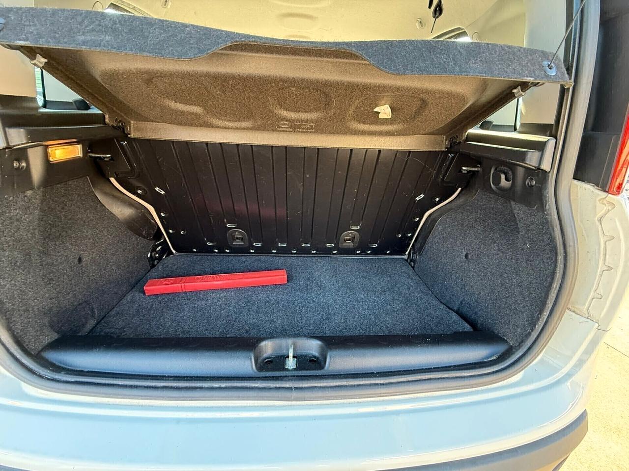 FIAT PANDA 0.9 twin air benz/METANO 2030