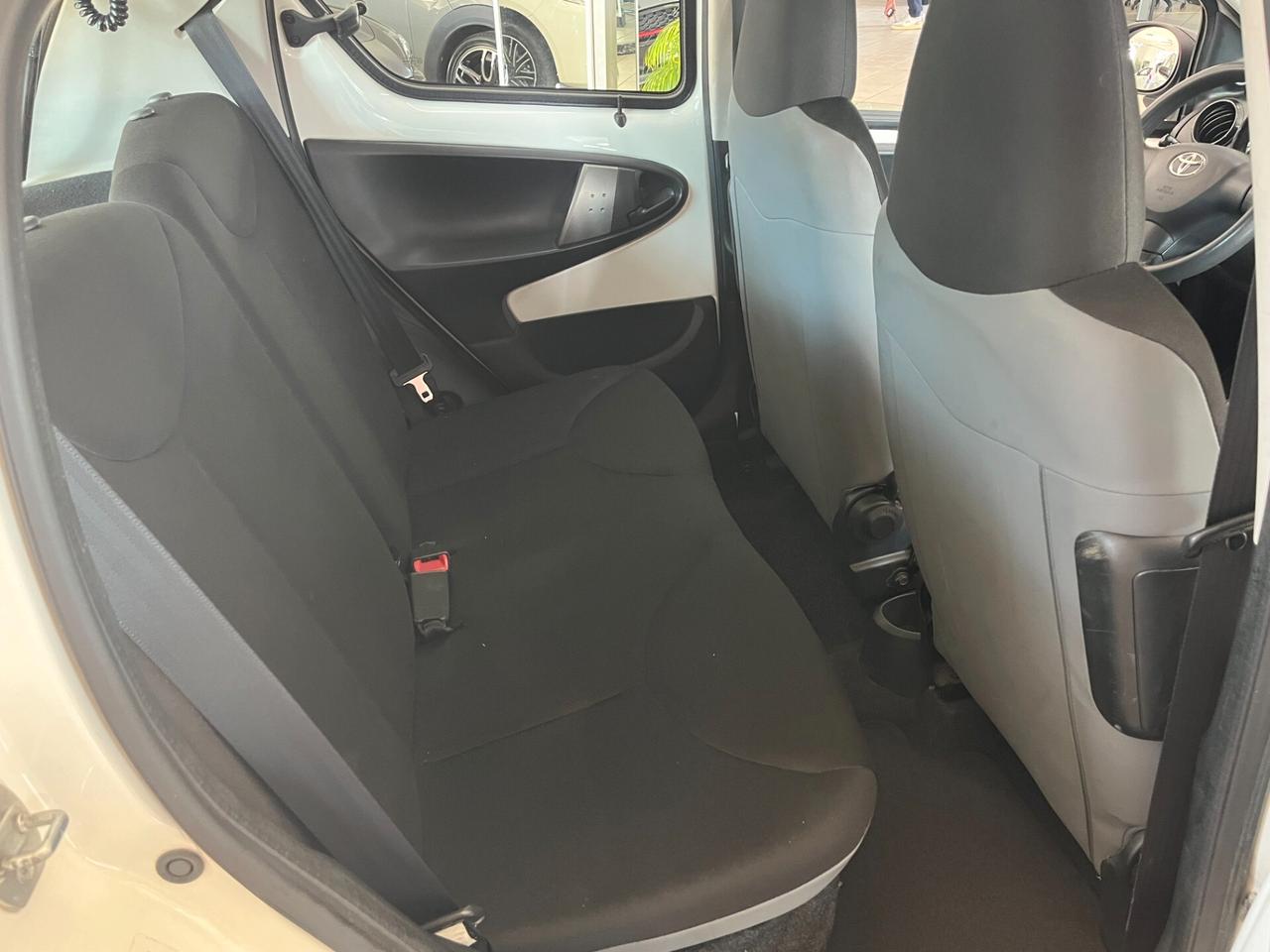Toyota Aygo 1.0 5 porte EURO5 2014