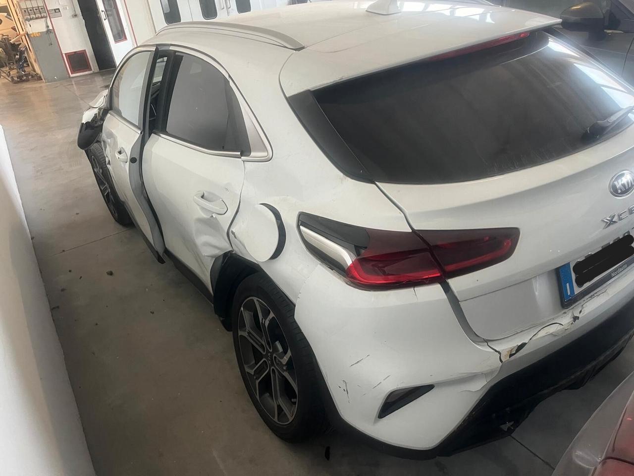 Kia XCeed 1.6 CRDi 136 CV MHEV iMT High Tech