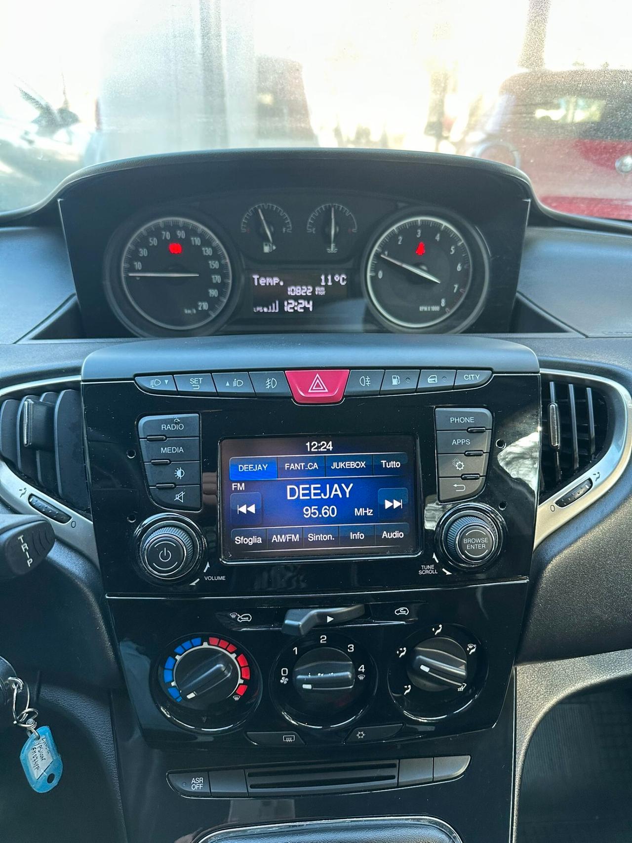 Lancia Ypsilon 1.2 69 CV 5 porte GPL Ecochic Gold