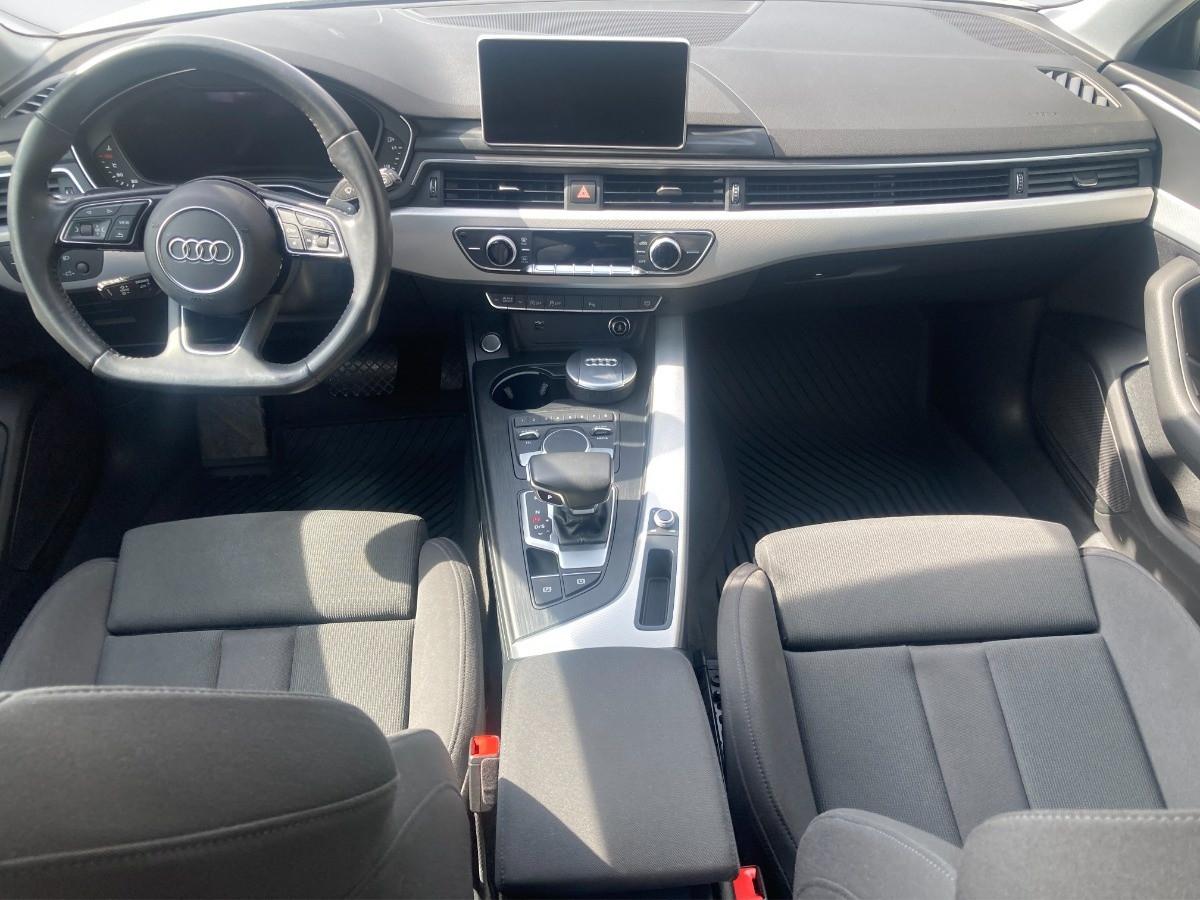 AUDI A4 Avant 35 2.0 tdi 150cv s-tronic