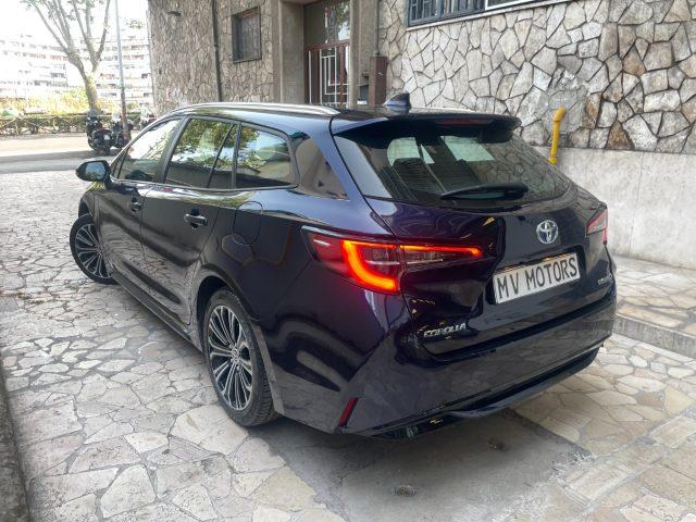 TOYOTA Corolla Touring Sports 2.0 Hybrid Business