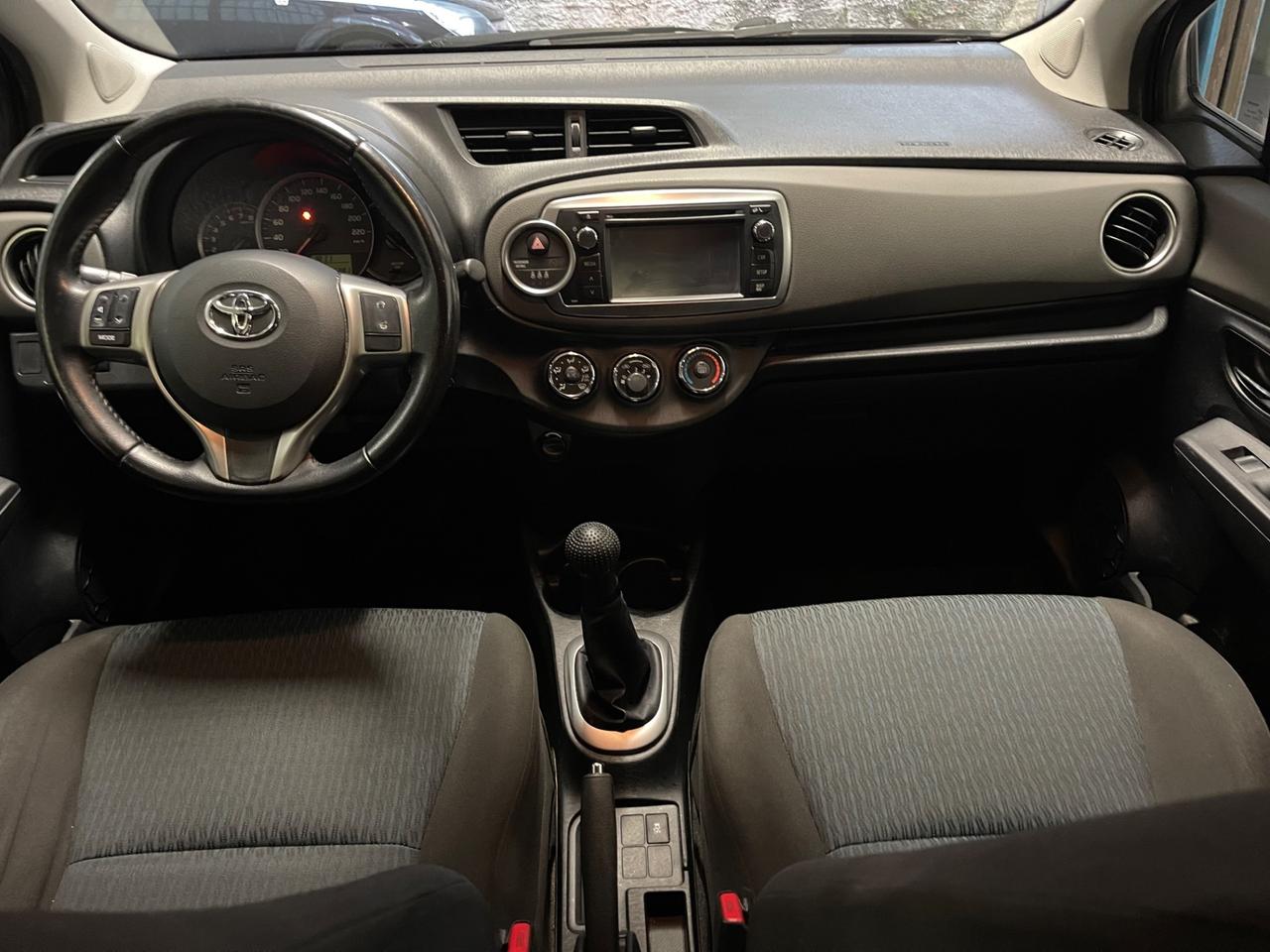 Toyota Yaris 1.0 5 porte Active