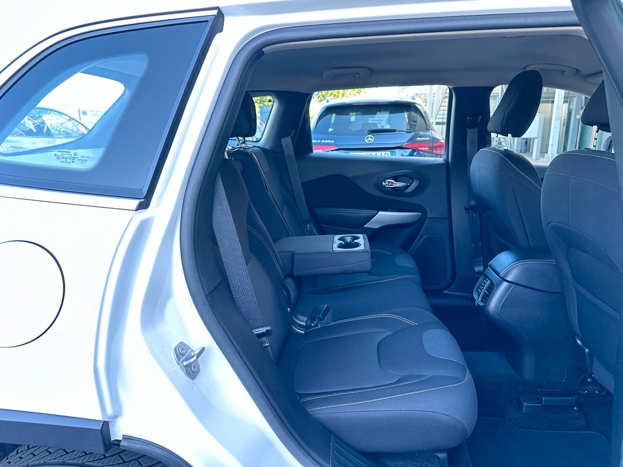 Jeep Cherokee 2.2MJT 185CV 4WD AUTOMATICA NAVI LED
