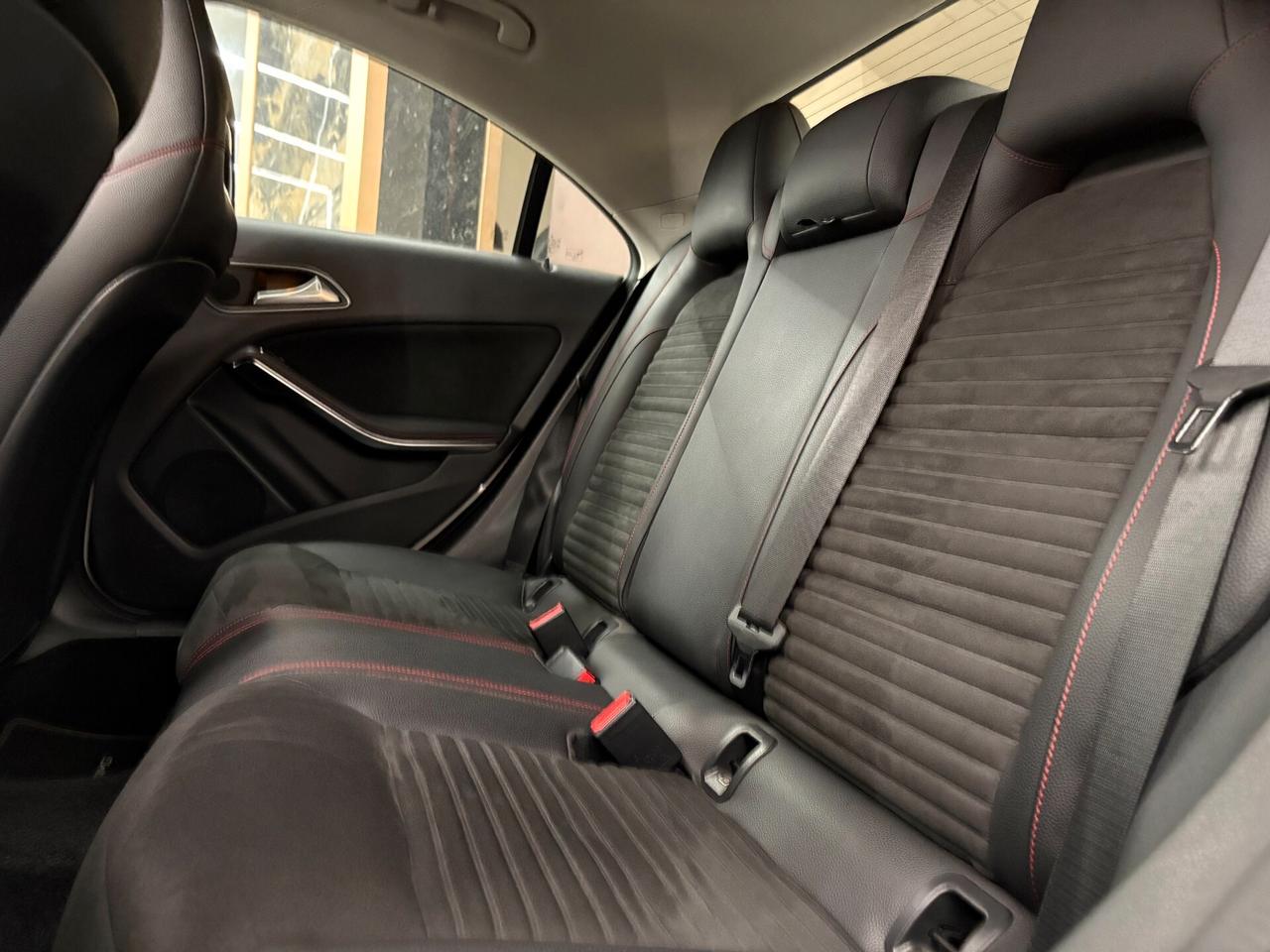 Mercedes-benz CLA 180 d Automatic Premium