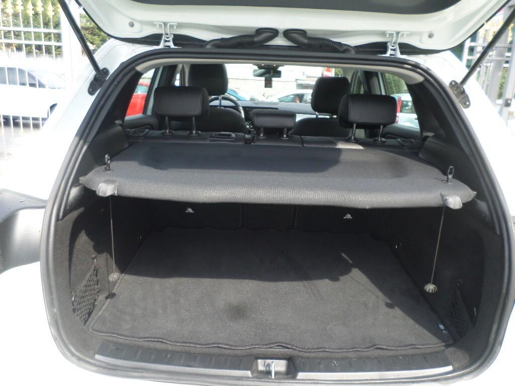 Mercedes-benz GLA 180 d Automatic Business