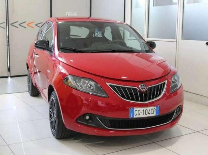 Lancia Ypsilon 1.0 FireFly Hybrid Gold