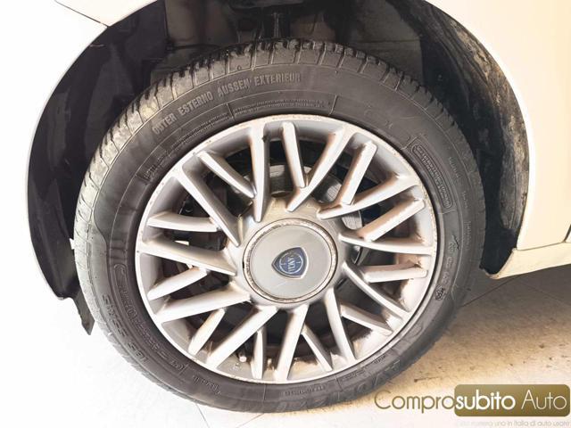 LANCIA Ypsilon 1.3 MJT 75 CV Platino