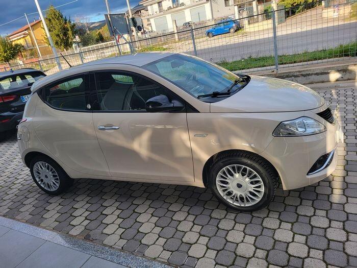 Lancia Ypsilon 1.2 "SERIE SPECIALE" OPENING EDITION - COME NUOVA