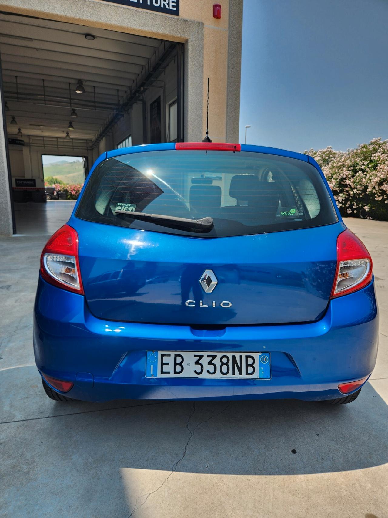 Renault Clio 1.2 16V 3 porte Dynamique