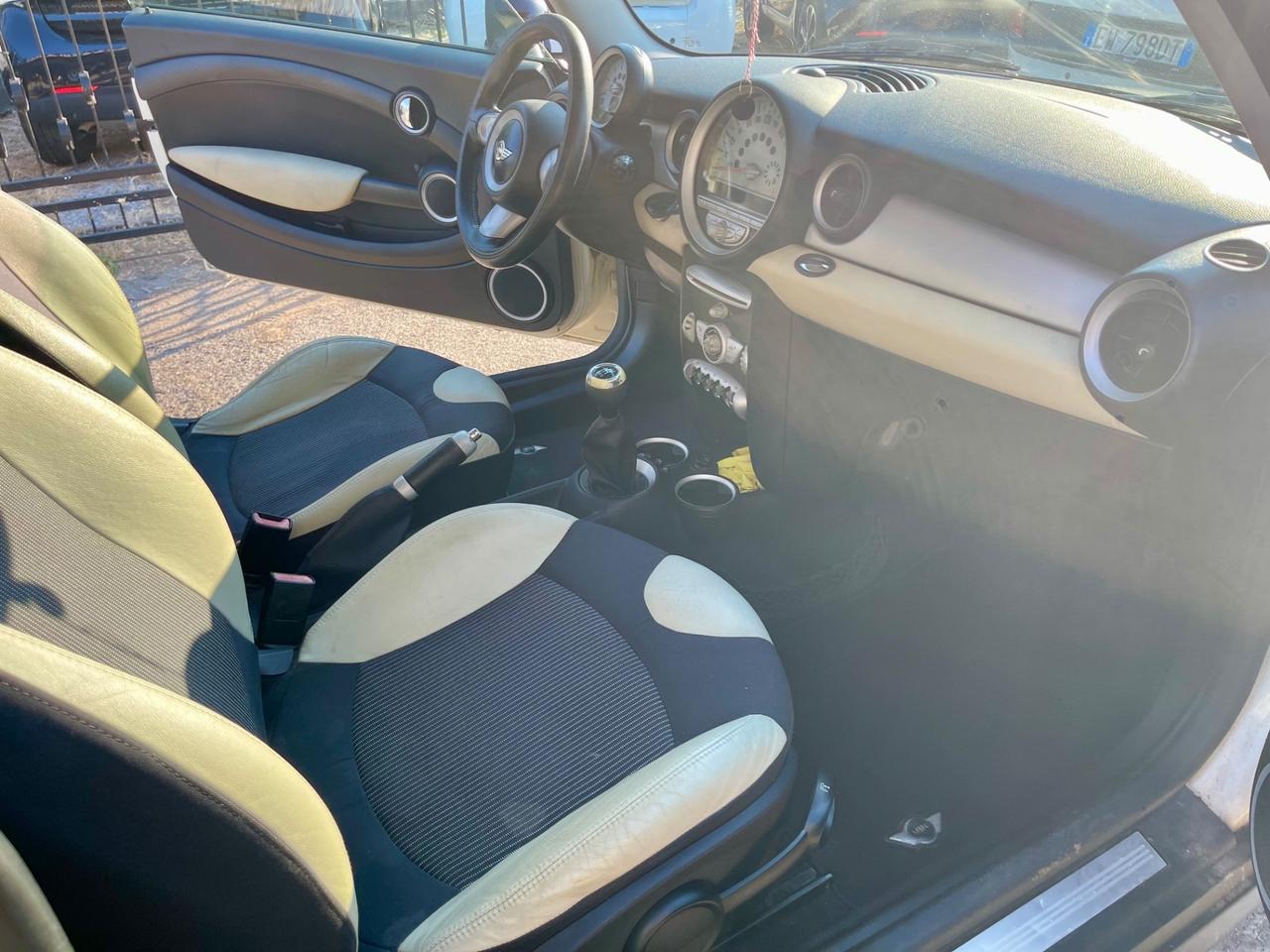 Mini 1.6 16V Cooper D