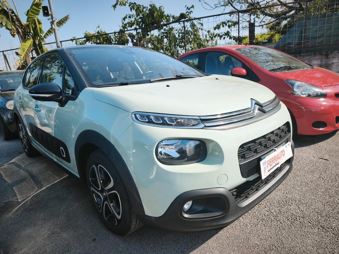 CITROEN C3 BICOLOR 82CV SHINE