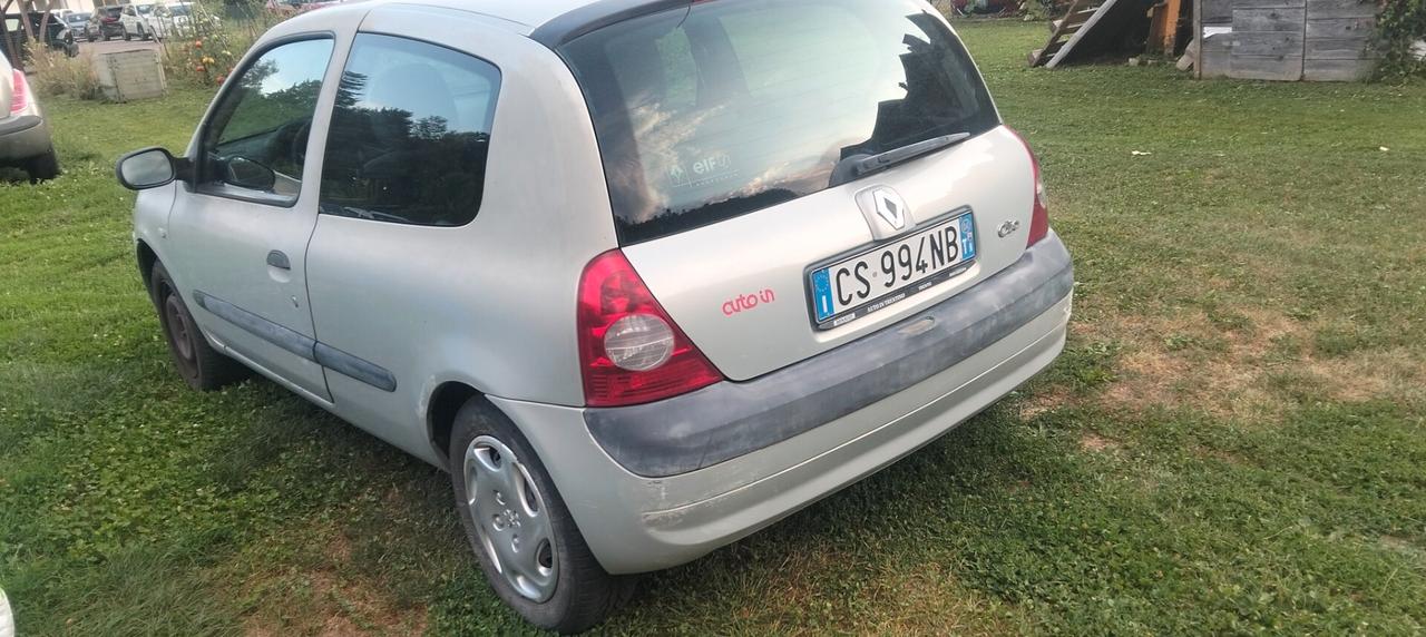 Renault Clio 1.2 cat 3 porte Confort Autentiche