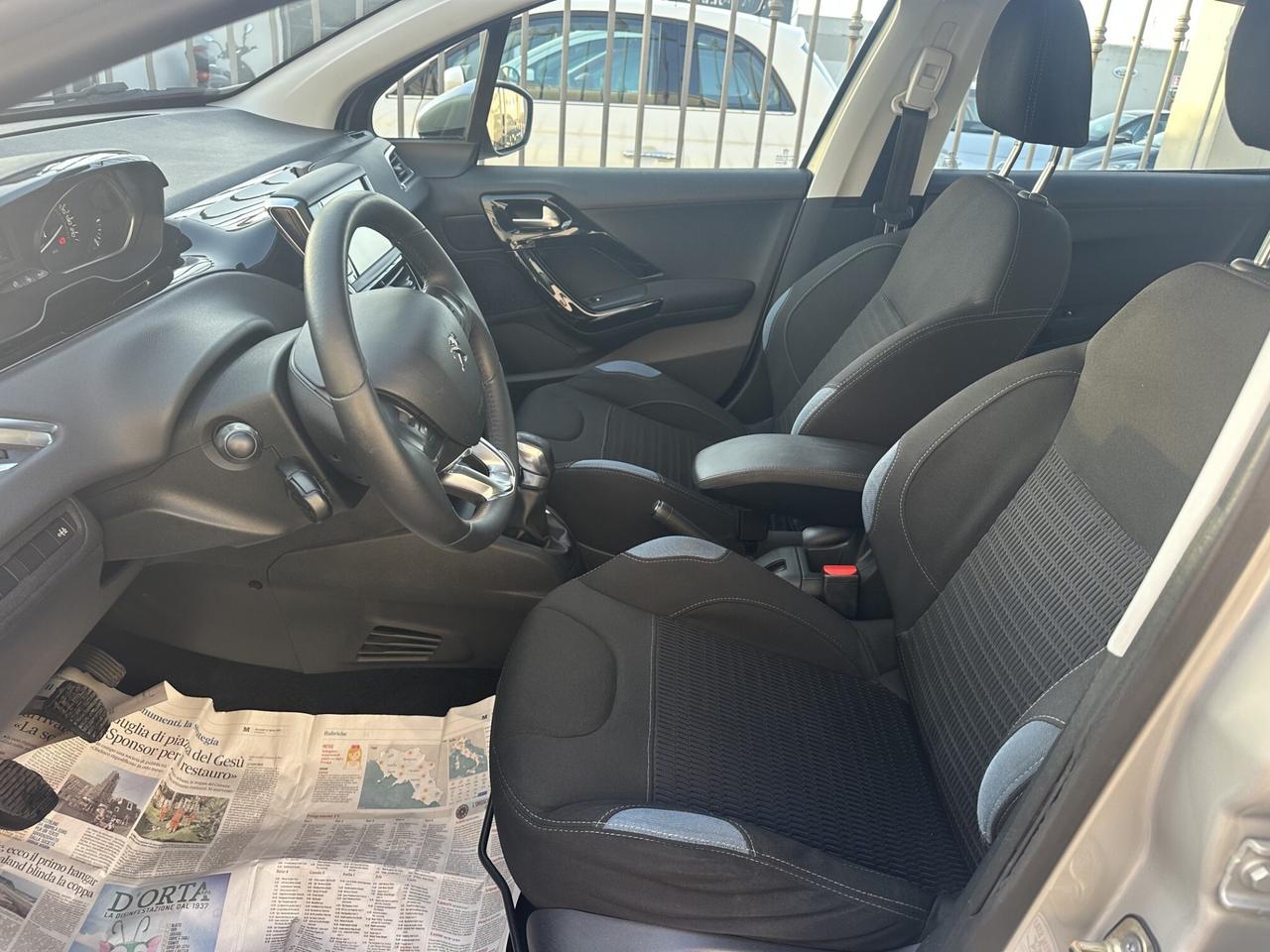Peugeot 208 1.4 HDi 68 CV Allure 2014