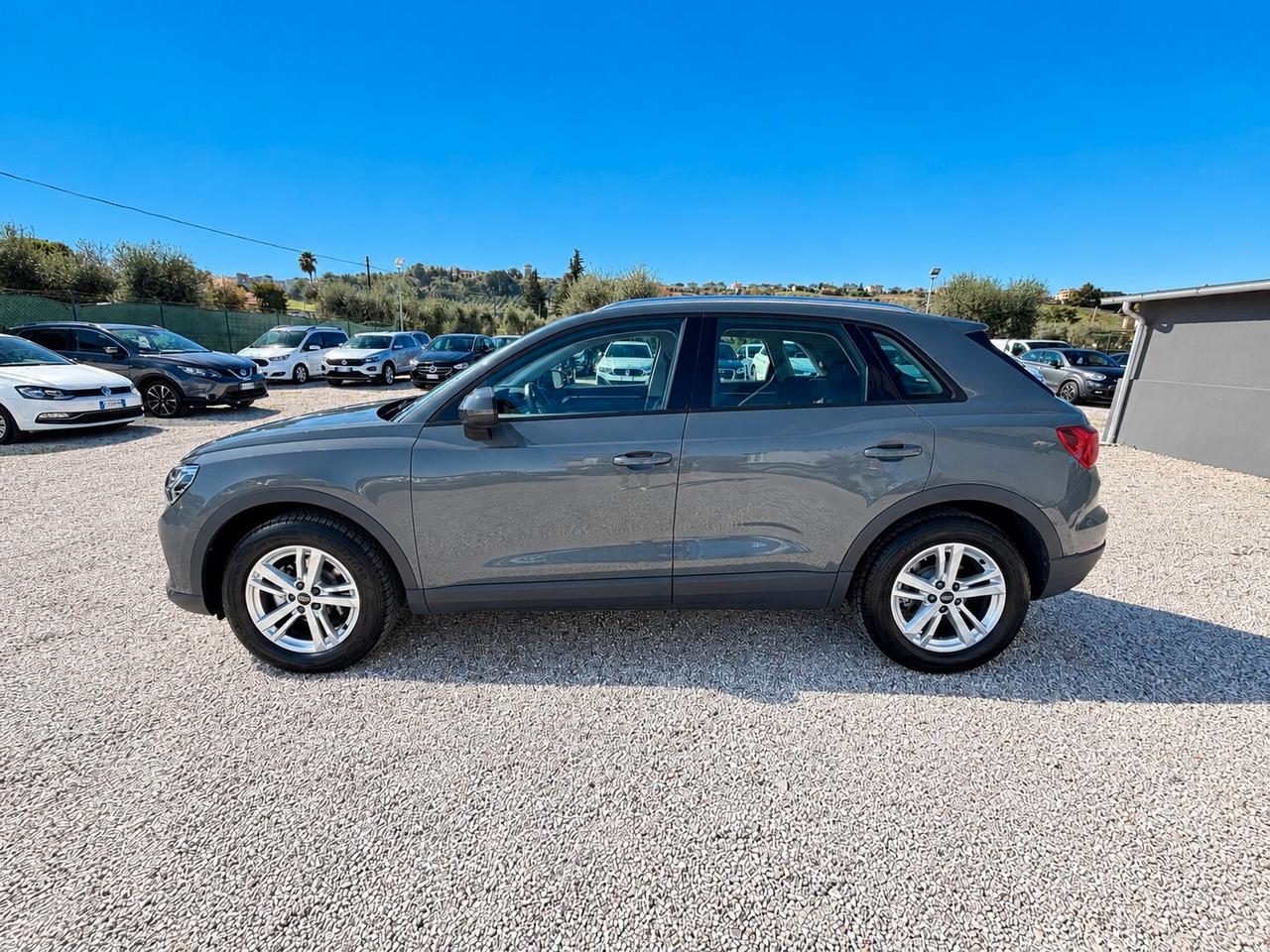 Audi Q3 35 TDI S tronic 150 cv Business 116.528 Km