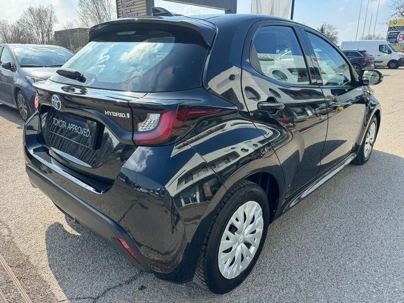 Toyota Yaris Hybrid Active MY22