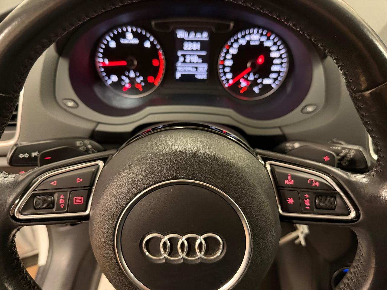 Audi Q3 2.0 TDI 150 CV Business