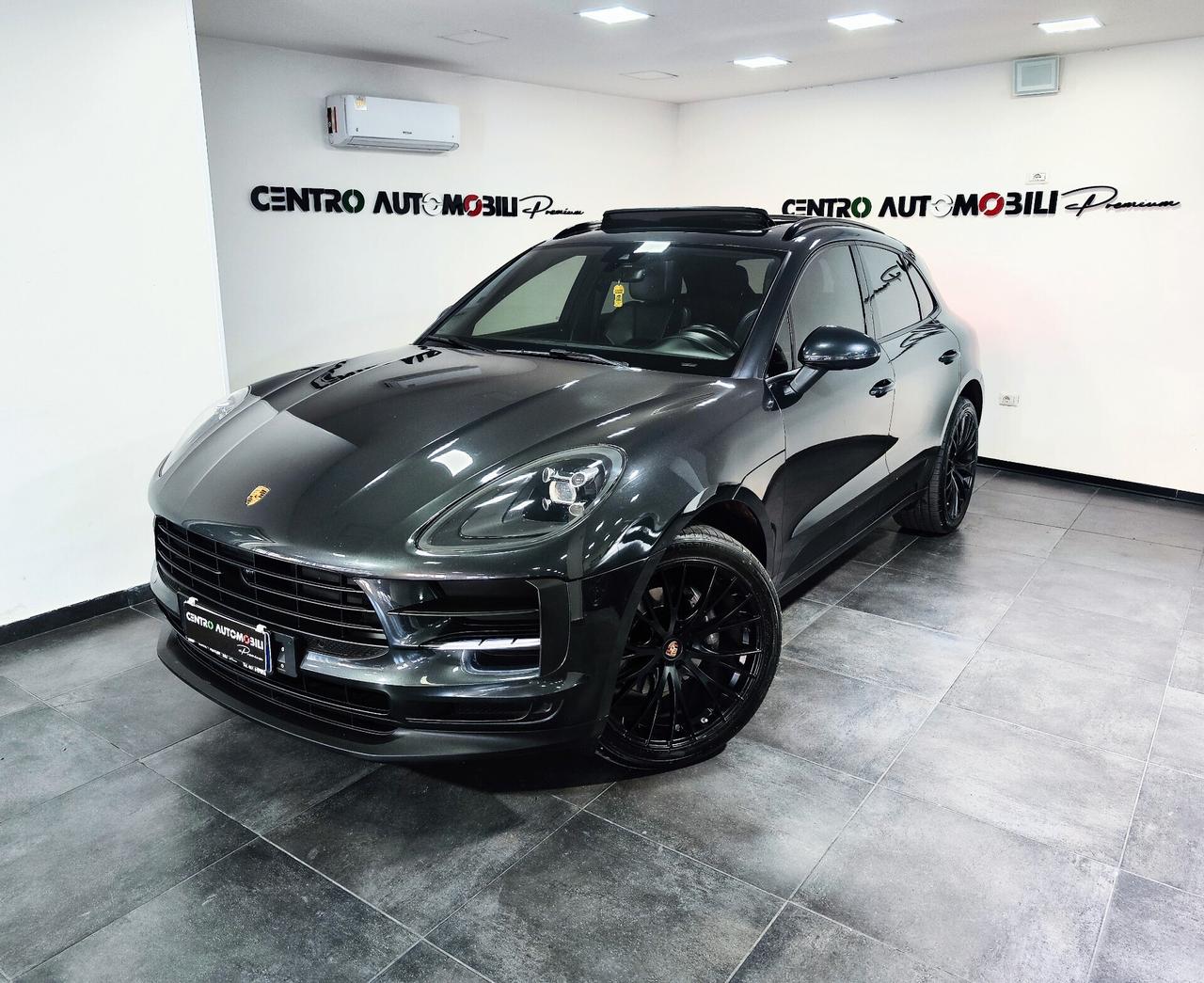 Porsche Macan 2.0 245cv Tetto Led