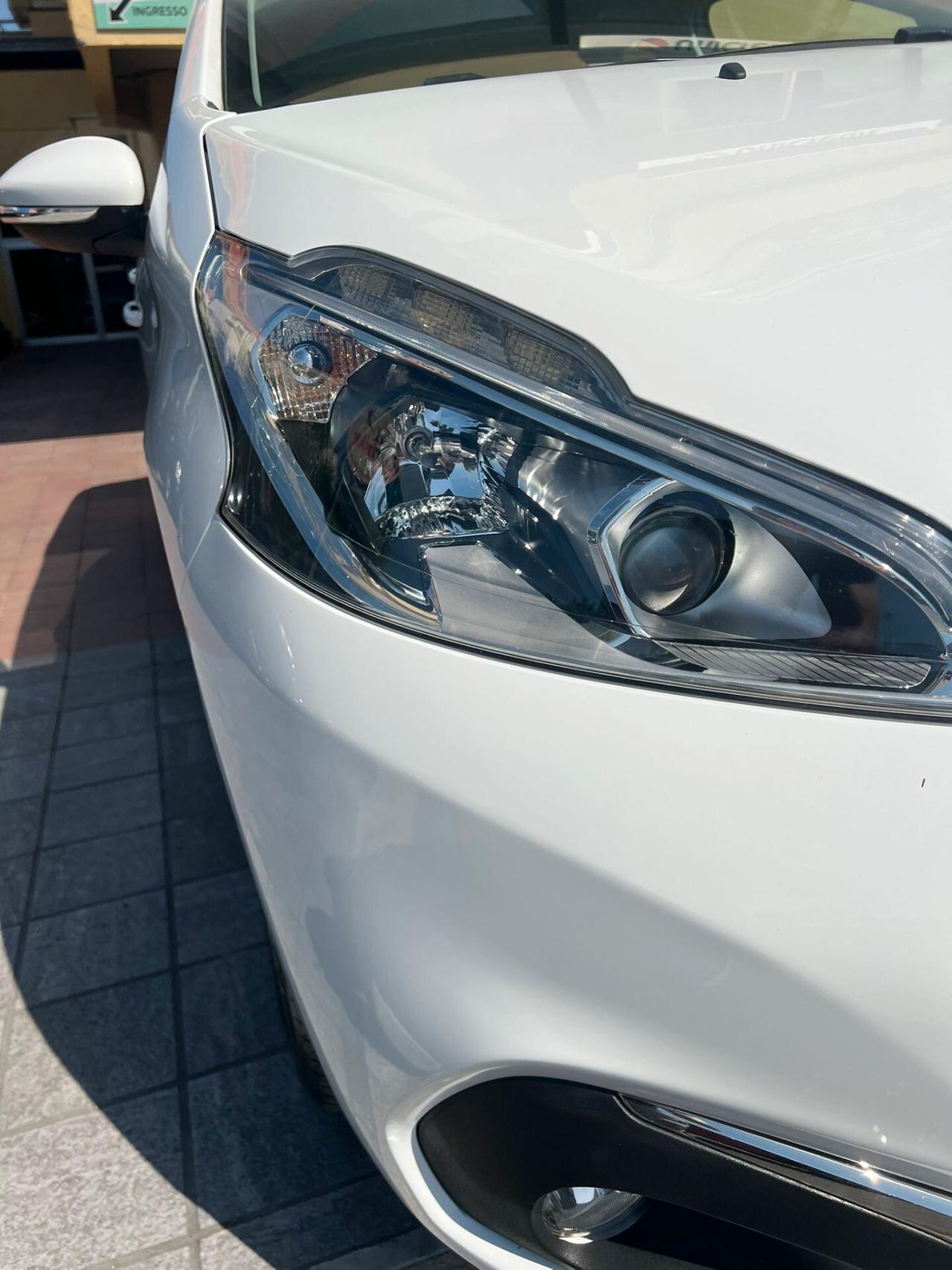 Peugeot 208 PureTech 68 5 porte Access