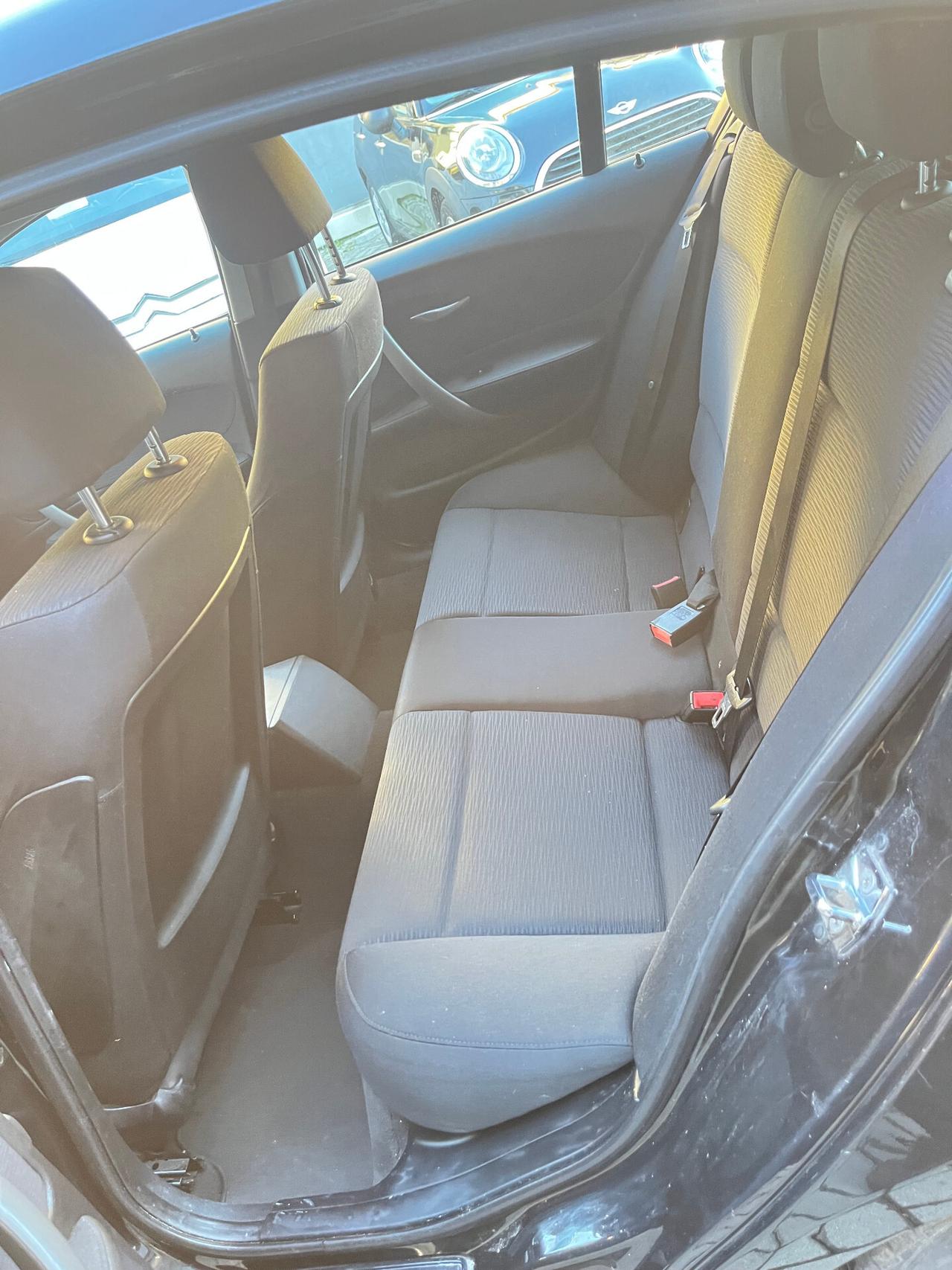 BMW 118d CAT 5 PORTE FUTURA - CAMBIO AUTOMATICO - ANCHE PER NEOPATENTATI