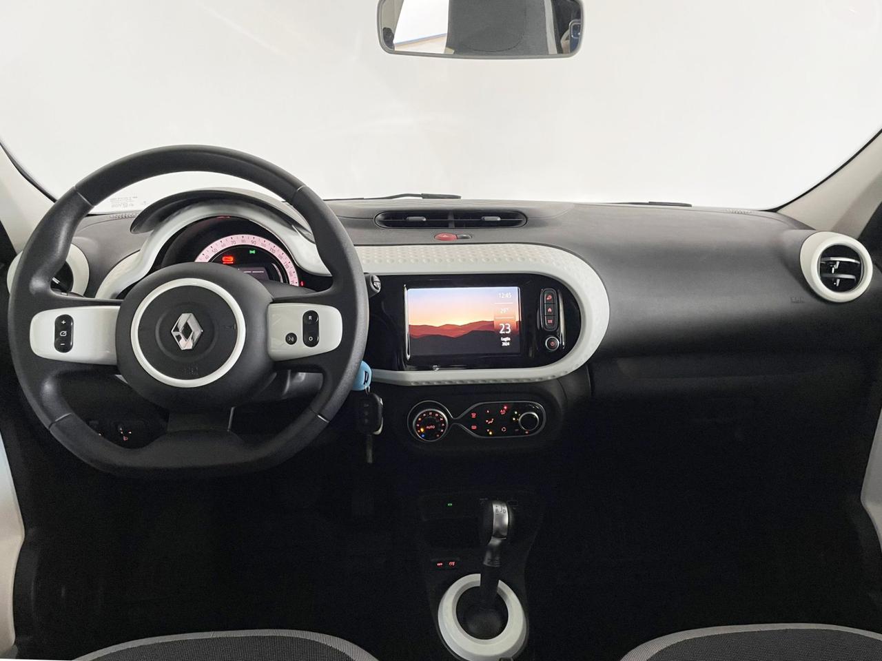 RENAULT Twingo III - Twingo Equilibre 22kWh