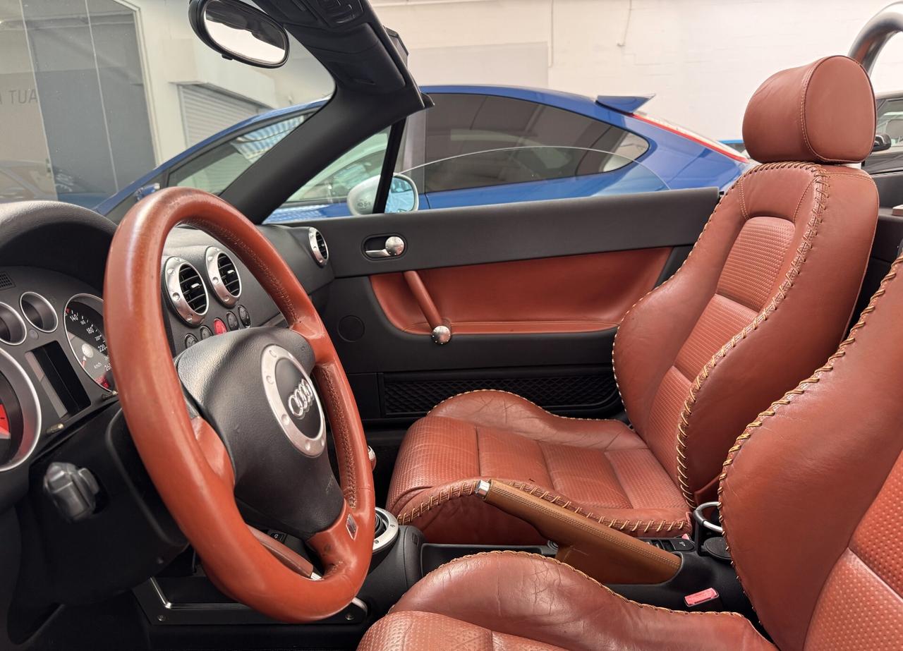 Audi TT Roadster 1.8 T 20V 180CV BASEBALL